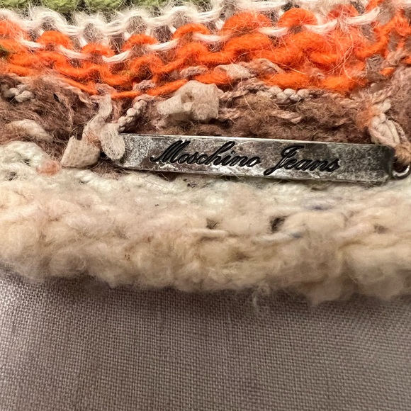 RARE Moschino Hand-Knit Turtleneck Sweater XS MINT condition! - Picture 6 of 6